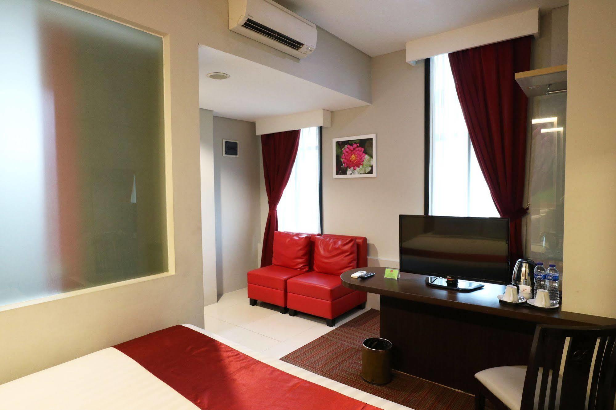 D'Hotel Cakarta Dış mekan fotoğraf